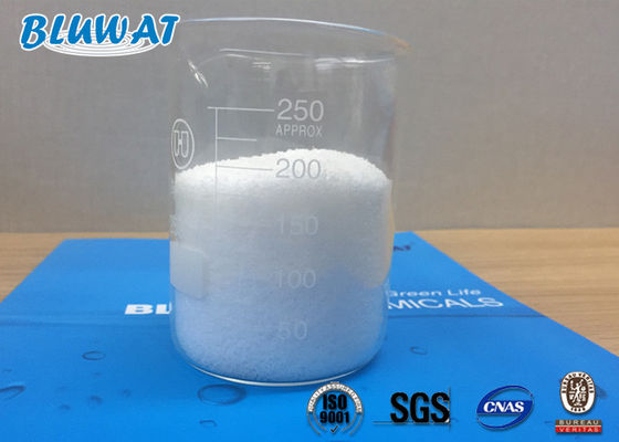 購入 Bluflocのカチオンのポリアクリルアミドの凝集剤CPAM C8030の共重合体 オンライン製造